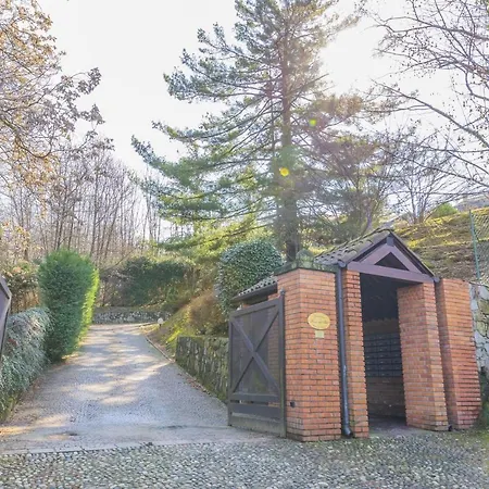 Riva Del Sole 아파트 스트레사