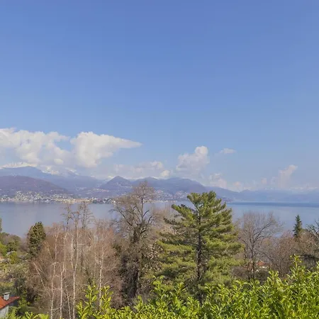 아파트 Riva Del Sole 스트레사